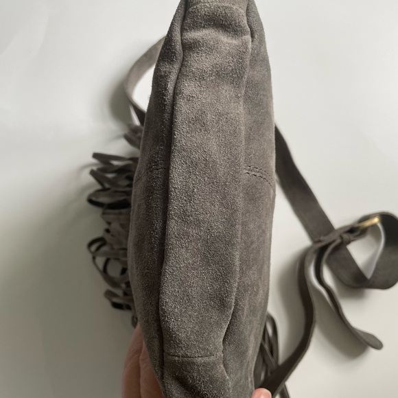 EARTHBOUND Gray Bohemian Festival Shoulder Bag with Fringe Zipper Closure - Picture 3 of 9